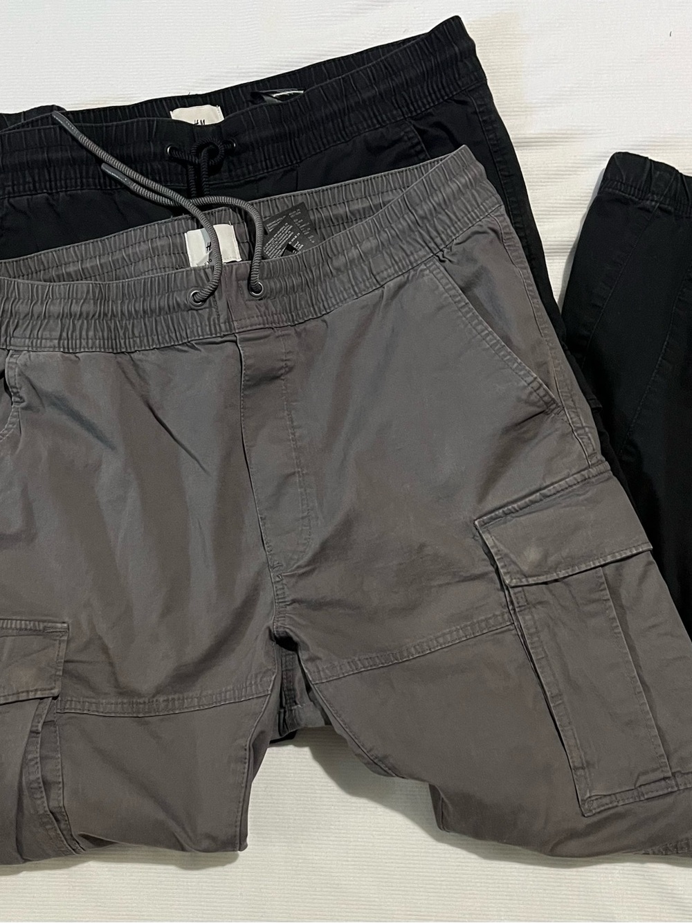 Lot of 2 H&M Men's Slim Fit Cargo Pants Joggers Gray & Black Size M Medium
